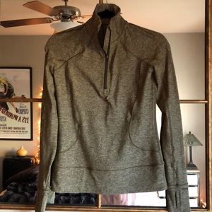 Lululemon 1/2 ZIP long Sleeve